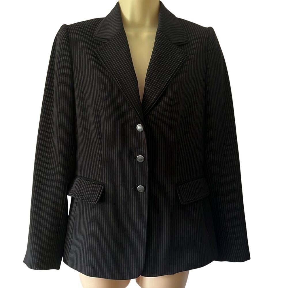 Tahari Arthur S Levine Size 8 Black Pinstripe Blazer Suit Jacket Professional